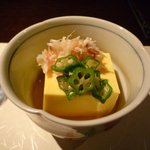 まある - お通しの玉子豆腐