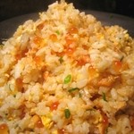 Fried rice with salmon and salmon roe