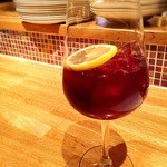 イタリアンバールエル - サングリア、自家製でフルーティ