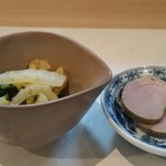 Ryouri Yakei - 15.02:先付け、お通し/白菜お浸しと自家製鶏ハム