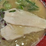 ラー麺 ずんどう屋 - 具材アップ