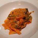 Osteria sughero - 雲丹とトマトのパスタ