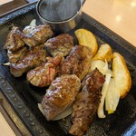 ステーキガスト - 料理写真:乱切りステーキ
