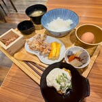 鳥〇食堂×タニタカフェ - 
