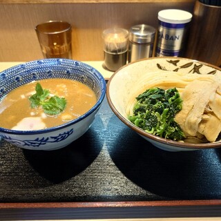 らー麺土俵 鶴嶺峰_1