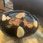 にんにく鶏焼肉サン - 