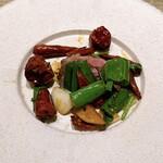 中国料理 礼華 四君子草 - スプリングラムの孜然炒め