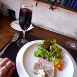 ア・ヴォートル・サンテ - 食前酒と前菜の豚肉のテリーヌ