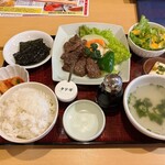 コリアンダイニング 眞礼 - 和牛ロース定食