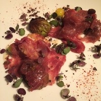 レフェルヴェソンス - とっても寒い日〜鱈の白子のポワレと桜肉のクリュ、長葱のピュレ、芽キャベツ、銀杏、ピモンデスプレット、紫蘇