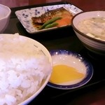 よしだ屋食堂 - さばの煮付け定食：620円