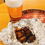 とののベーコン。 - 牛タンと親鳥串、重富ビール