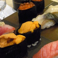 鮨棗 本店 - うに。トロンとした食感で甘くて美味しかった