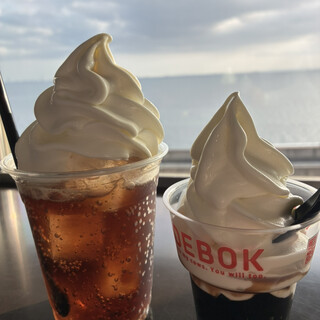 IDEBOK Sweets Cafe_1