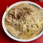 ラーメン二郎 - 料理写真:2026年３月28日（土）22:30頃 大ブタアブラ800円 弟子の麺上げ（店主不在）