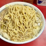 ラーメン二郎 - 2026年３月28日（土）22:30頃 大ブタアブラ800円 弟子の麺上げ（店主不在）