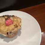 チャイブレイク - 桜の塩加減がマフィンの程よい甘さに合わさって最高に良き