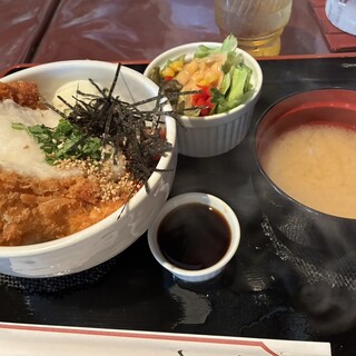 セントポールの隣り_0