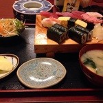 魚魚料理 仙華 - 寿司ランチ