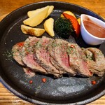 ワイン酒場 201 - スタミナステーキ　赤ワインとワサビのソースがなかなかのモノ