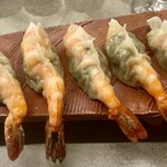 韓国創作料理 Hyeongyeon - エビ丸ごと餃子