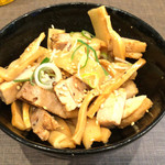 中華蕎麦 御輿 - チャーシューメンマ