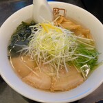 喜多方ラーメン　坂内 - 料理写真:あごだし塩ラーメン(1,090円)