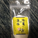 顔晴れ塩竈 - 塩竈の藻塩は和出汁にちょい加えておすまし汁や
天婦羅やフライ系に合いますよ。
※トンカツに相性バツグン^ - ^