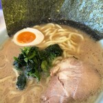 横浜家系ラーメン みさきや - 料理写真: