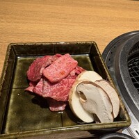 柳橋焼にく わにく - 