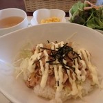 オーガニック＆ジェムストーンカフェ Chien - ランチ * 豚丼  スープも付いてます＊