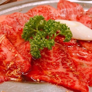 【創業53年】老舗焼肉店で松阪牛と近江牛を堪能