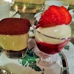 あざみ野うかい亭 - ティラミスとイチゴのデザート
