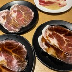焼肉きんぐ  - 料理写真:
