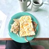 BUY ME STAND MATSUSAKA - トッドインザホールのモーニングセット、コーヒー