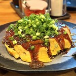 お好み焼き Q - 料理写真:・スペシャルお好み焼き B 1,150円/税込
(そば、肉、イカ天、卵W)
・ねぎかけ 100円/税込