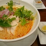 パパイヤリーフ東京 - 麺にはコラーゲンがついて来る