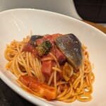 タリーズコーヒー - 料理写真:ゴロッと茄子とベーコンの完熟トマトパスタ