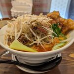 四川担々麺 赤い鯨 - 