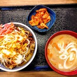 吉野家 - ねぎラー油牛丼 キムチ 豚汁セット