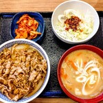 吉野家 - ねぎラー油牛丼 キムチ 豚汁セット