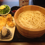 丸亀製麺 - 釜揚げ（大）1日は半額190円