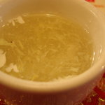 ランチのカップスープ（塩味の卵スープ）