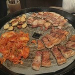 サムギョプサル 笑縁 - 