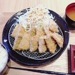 epais - ダブルヘレカツ定食1430円
ごはん大盛160円
合計1590円（2026年4月）