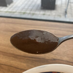 カレー香房 - 小指の爪サイズの謎肉を乗せてカレー様浮遊！