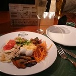 Latina Parrilla - ブッフェより