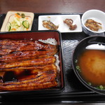 うな重(蒸)　￥2000