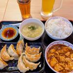 台湾酒場 台北餃子館 - 焼き肉餃子＆麻婆豆腐セット