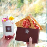 サロン・ド・テ ロザージュ - 料理写真:「HAKONEミルサンド」とオリジナルドリンク